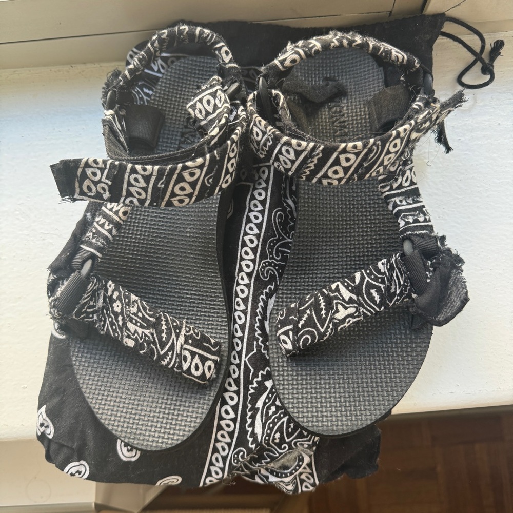 Arizona Love Brekky Bandana Sandals - Size 38 Barley Worn